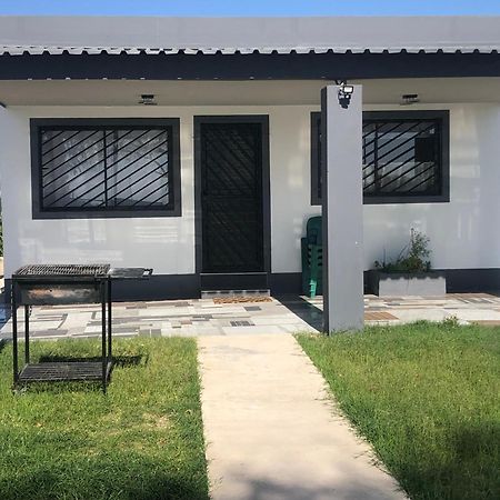 F2 Farmhouse Omuthiya Luaran gambar